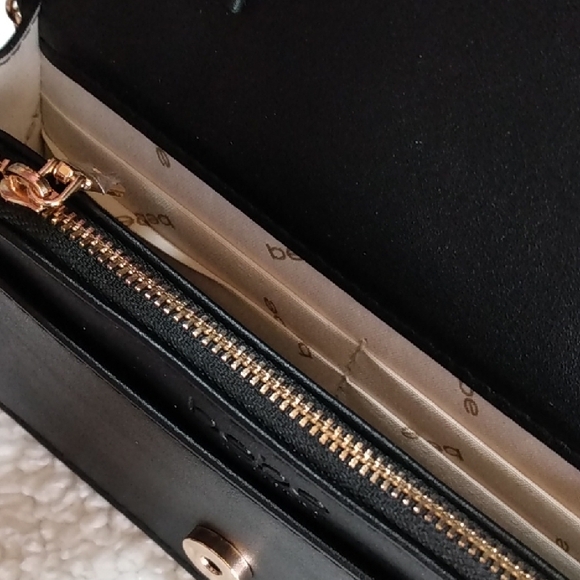 Bebe Sophia Black Crossbody Quilted Chevron Chain Strap Card Holder Tassel - Picture 6 of 13